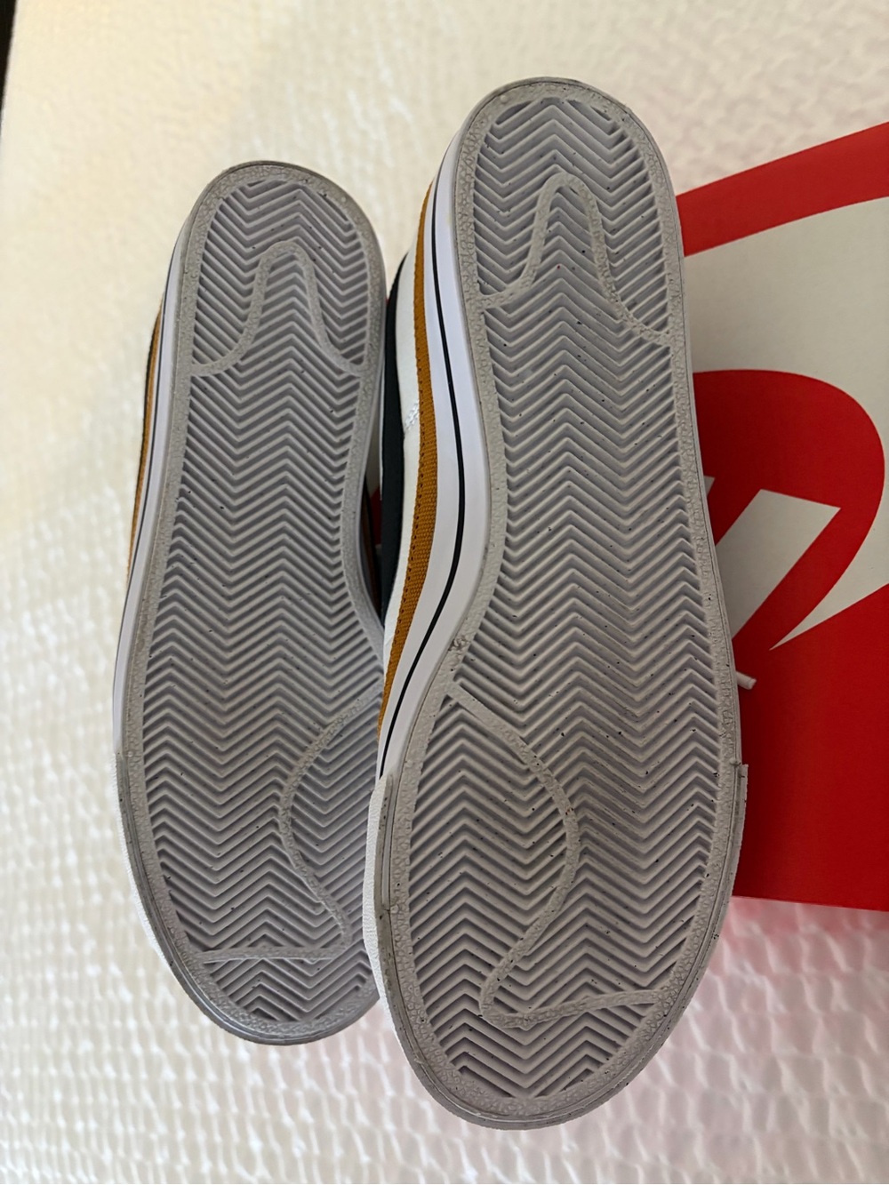 Nike Women’s White Sneakers with Black Swoosh and Brown Trim - Picture 9 of 9